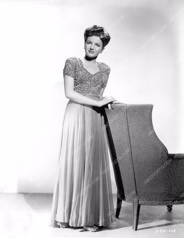 beautiful Frances Gifford fashion portrait 8b20-12623