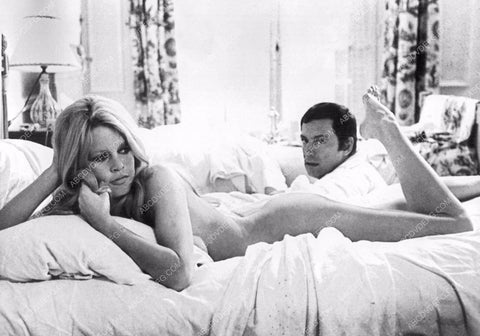 very bare Brigitte Bardot laying in bed film Contempt 8b20-12774
