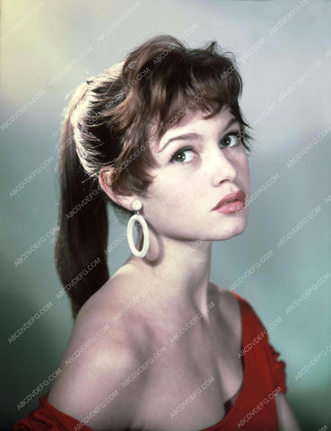 beautiful bare shoulders Brigitte Bardot portrait 8b20-12800