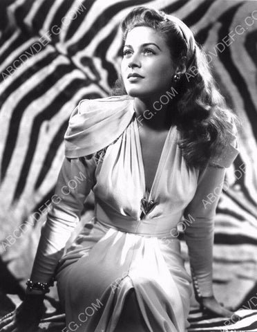 beautiful Ramsay Ames portrait 8b20-13176