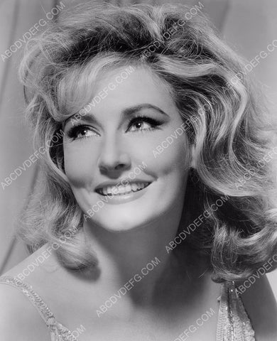 beautiful Elga Anderson portrait film A Global Affair 8b20-13179