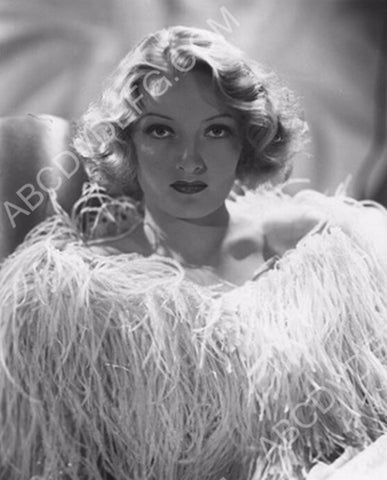 Gwili Andre sexy in feathery boa 8b20-13201