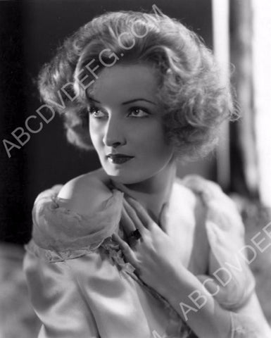 beautiful Gwili Andre portrait 8b20-13203