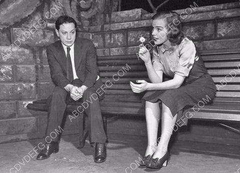 candid Frances Farmer pic 8b20-13658