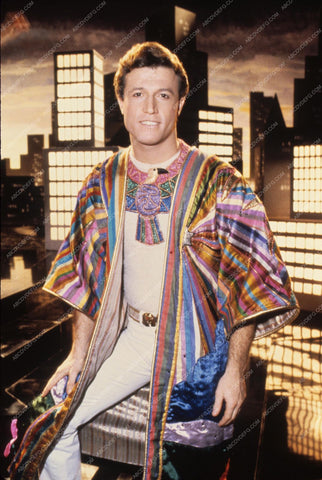 Andy Gibb in groovy fashion 8b20-13702