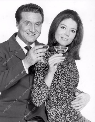 Diana Rigg Patrick Macnee TV The Avengers 8b20-14064
