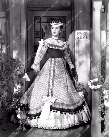 Deanna Durbin fashion pic film Up in Central Park 8b20-14272