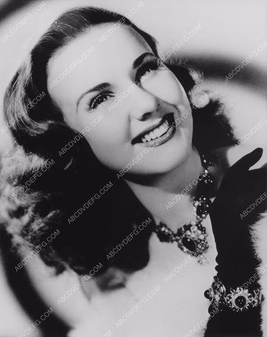 Deanna Durbin portrait 8b20-14301