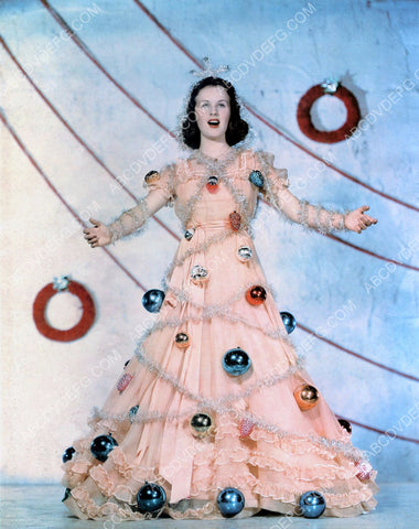 Deanna Durbin in Christmas decoration dress 8b20-14305