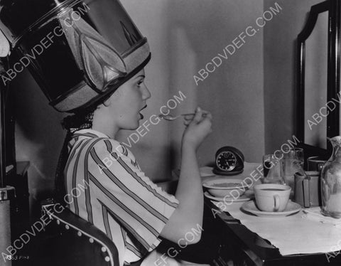 candid Deanna Durbin gets hair done while eating some oatmeal 8b20-14308