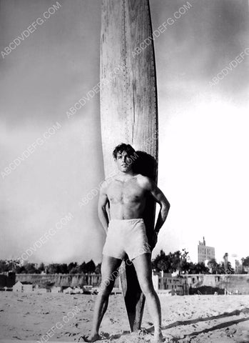 athletic Guy Madison at the beach w very long surfboard 8b20-14447