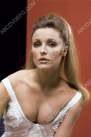 Sharon Tate almost spilling out of her dress 8b20-1501