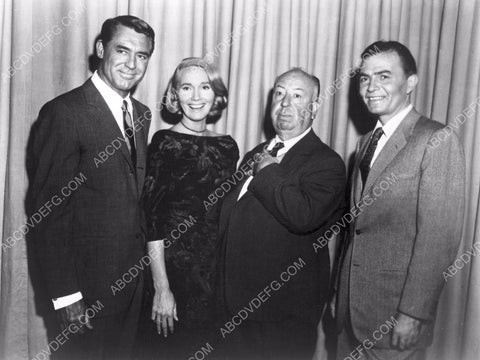 Cary Grant Eva Marie Saint Alfred Hitchcock James Mason 8b20-15090