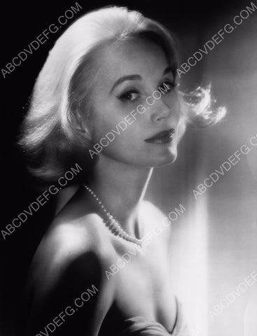 beautiful Eva Marie Saint portrait 8b20-15095