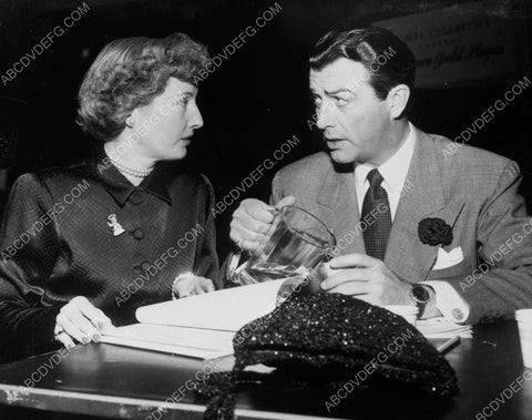 Barbara Stanwyck Robert Taylor 8b20-15535