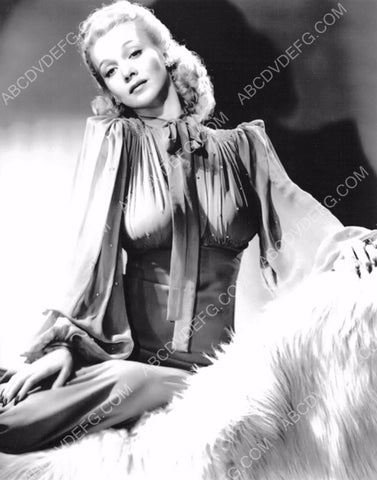 beautiful Carole Landis portrait 8b20-15612