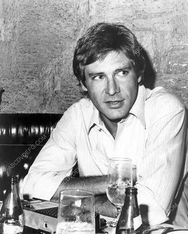 candid Harrison Ford getting some lunch 8b20-15714