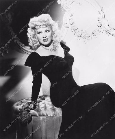 Mae West in black dress film The Heat's On 8b20-1577