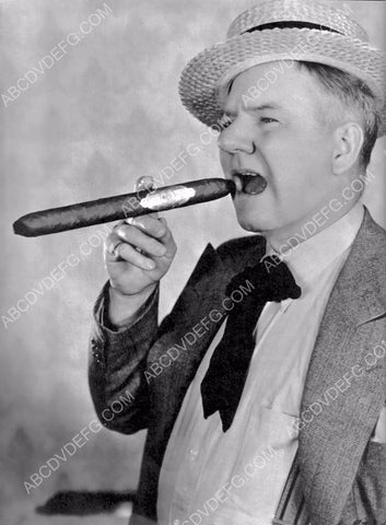 W.C. Fields and a cigar you could bat .300 with 8b20-16068