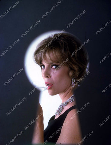 beautiful Barbara Bain through a keyhole 8b20-16220