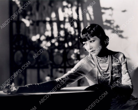 beautiful Anna May Wong portrait 8b20-1647