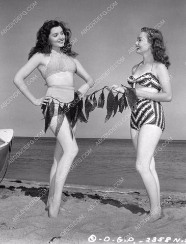 sexy pair Patricia White & Gloria Henry playing on the beach 8b20-16887