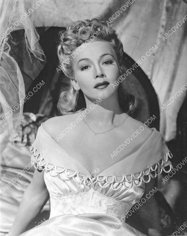 beautiful Carole Landis portrait 8b20-17073