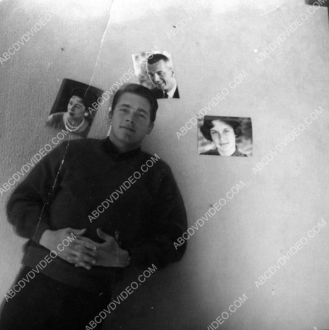 Chad Everett w pics of family maybe 8b20-17113