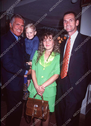 Chad Everett out w family 8b20-17121