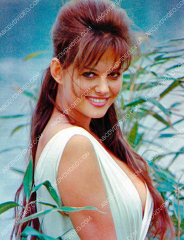 lovely Claudia Cardinale by the lake 8b20-17136