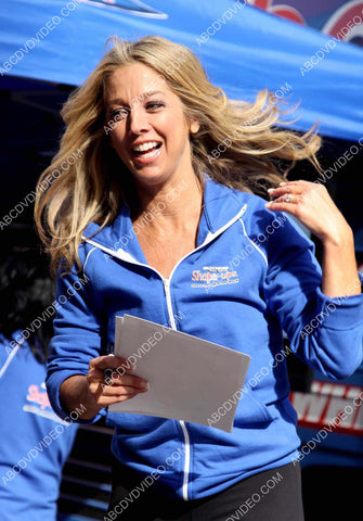 Denise Austin signing autographs 8b20-17346