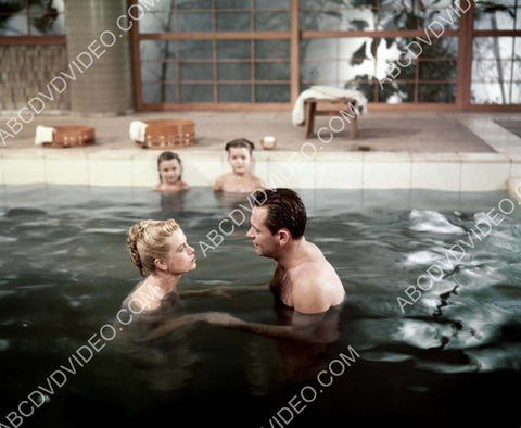 Grace Kelly William Holden go for a dip film The Country Girl 8b20-17592