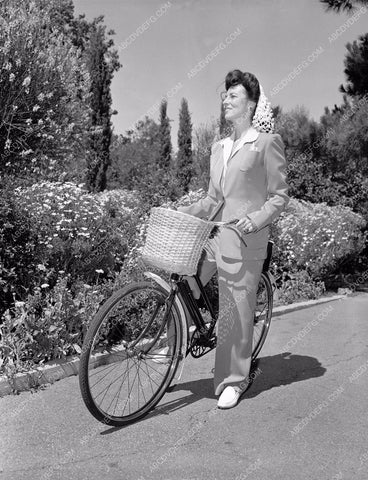 Agnes Moorehead on afternoon bicycle ride 8b20-1761
