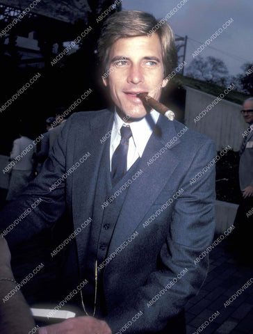 candid Dirk Benedict arriving at some event 8b20-17886