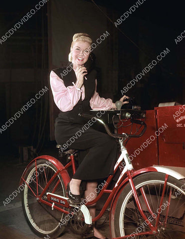 cool Doris Day on her custom Warner Brothers backlot bicycle 8b20-18193