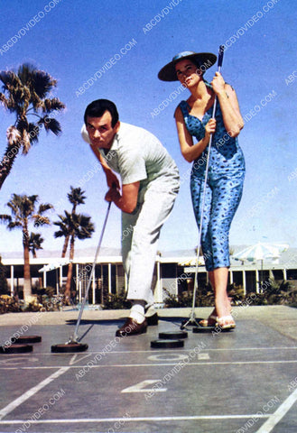 David Janssen playing shuffle board 8b20-18307