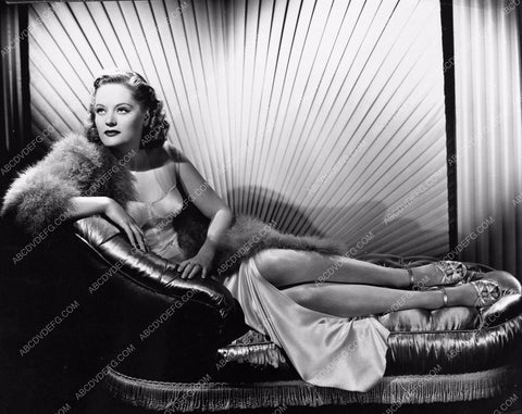 beautiful Alexis Smith on chaise lounge glamour portrait 8b20-1861