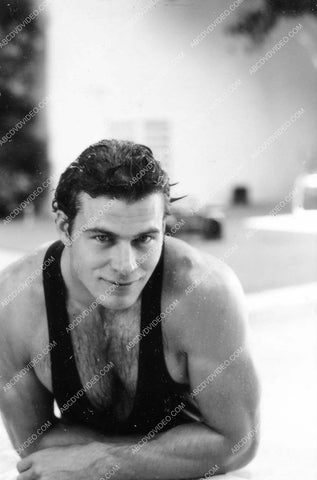 handsome Jon-Erik Hexum in the swimming pool 8b20-18650
