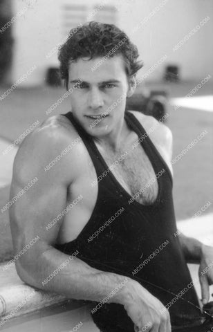 handsome Jon-Erik Hexum in the swimming pool 8b20-18665