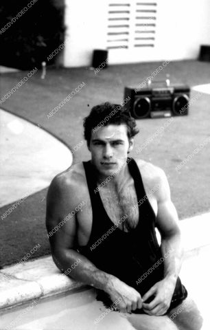 handsome Jon-Erik Hexum in the swimming pool 8b20-18668