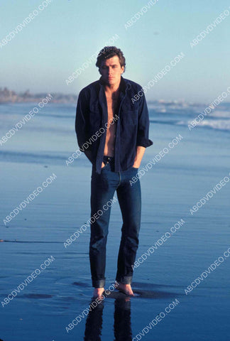 Jon-Erik Hexum on the beach 8b20-18681