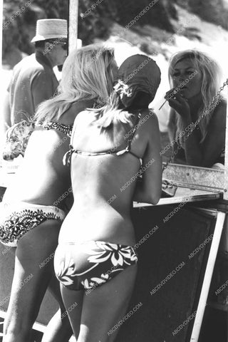Patti Chandler and friend put makeup on location 8b20-18831