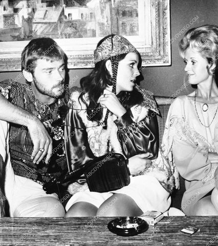 candid Peter Duel at party w friends 8b20-18860