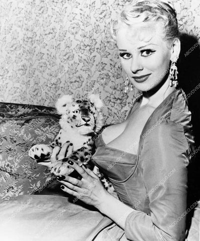 busty British bombshell Sabrina aka Norma Sykes 8b20-19001