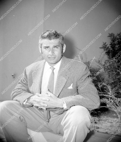 casual Jeff Chandler 8b20-20246