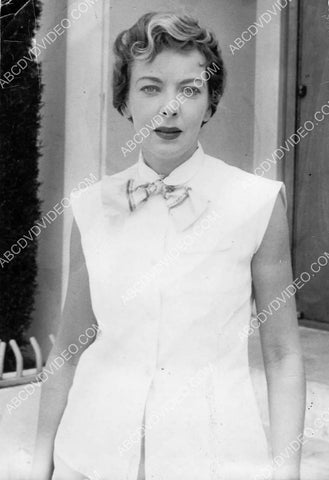 Ida Lupino at home 8b20-20320