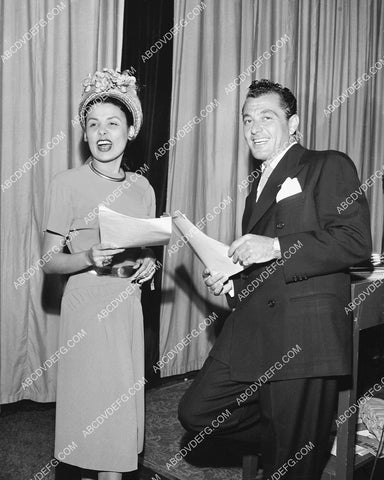 candid Lena Horne & Tony Martin 8b20-20506