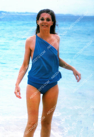 Lindsay Wagner standing in the surf 8b20-20557