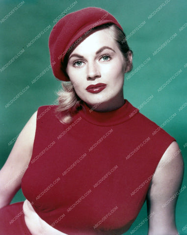 Anita Ekberg portrait 8b20-2196