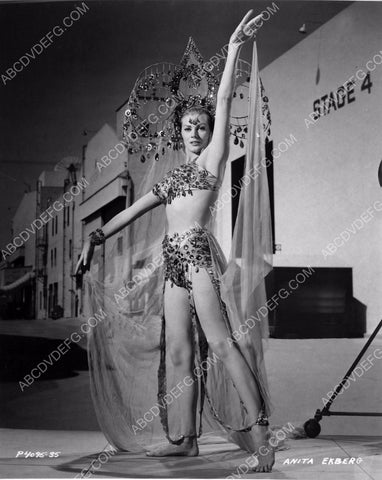 Anita Ekberg in sexy chorus girl outfit 8b20-2202